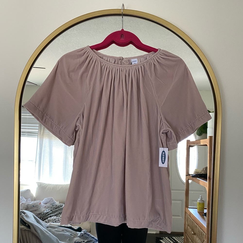 Old Navy Blush Velvet Top Size Medium